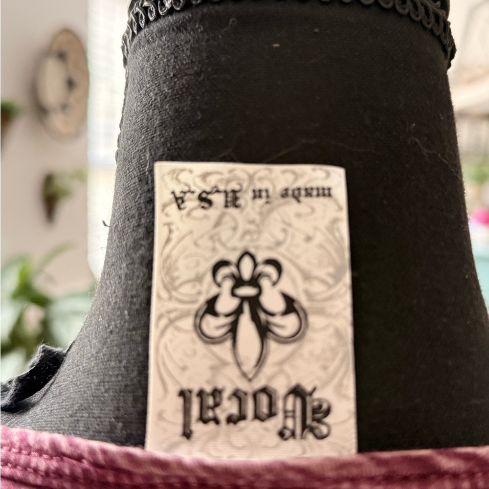 Vocal Burgundy and Black Embroidered Top Vintage fringe - Picture 5 of 7